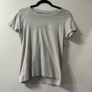 Swiftly Tech Short-Sleeve Shirt 2.0 Waist Length